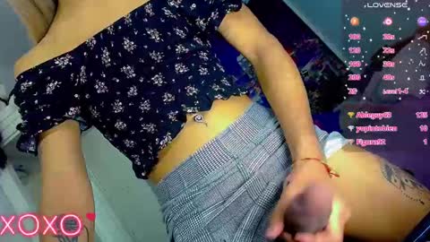 sophie_vall online show from September 25, 5:33 am