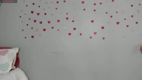 Snapshot of sophie_w1 chatting on May 11, 12:22 pm sophie_w1 online show from May 11, 12:22 pm
