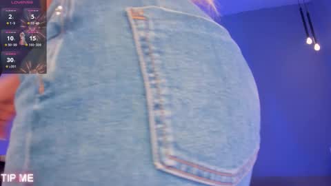 Sophie online show from November 1, 12:34 am