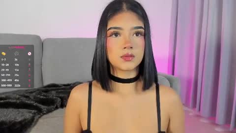 sophie  online show from June 10, 3:33 pm