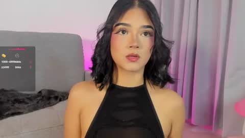 sophie  online show from July 17, 7:08 pm
