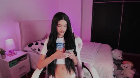 Snapshot of sophiecornett chatting on October 11, 11:36 pm    online show from October 11, 11:36 pm