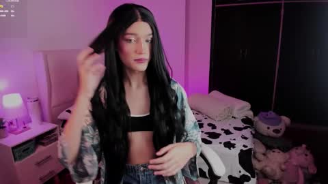    online show from November 10, 8:24 am