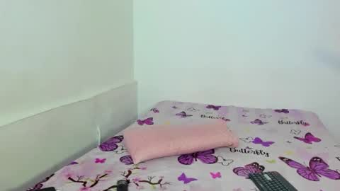 sophiee veryhot online show from December 16, 8:47 pm