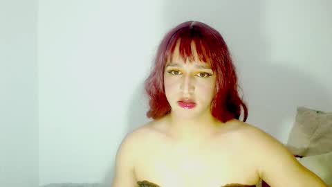 sophiehillsxo online show from January 5, 3:22 am