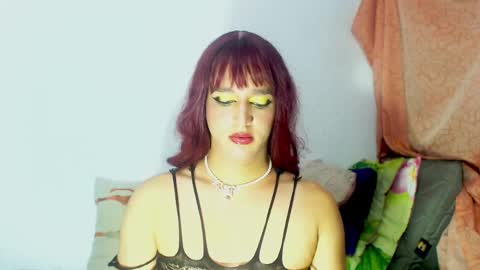 sophiehillsxo online show from January 31, 5:09 am