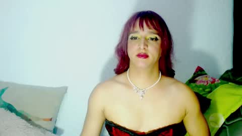 sophiehillsxo online show from February 18, 12:59 am