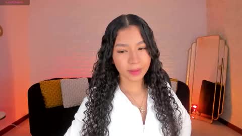 Sophie Houston online show from October 20, 5:52 am