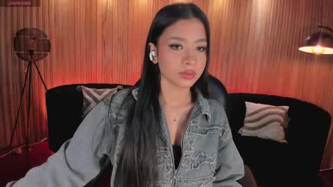 Sophie Houston online show from April 14, 3:34 am