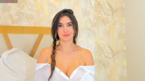 Sophie online show from January 18, 3:49 pm