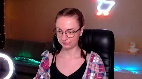 sophieleroux online show from February 20, 11:32 am