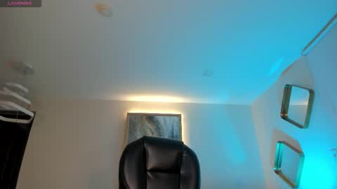 Sophie  Palmer online show from November 26, 10:49 am