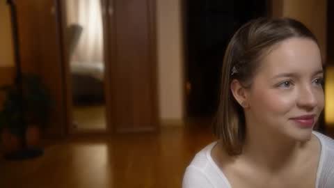 Snapshot of sophiephoria chatting on October 12, 3:11 pm Sophie Next stream 3 online show from October 12, 3:11 pm