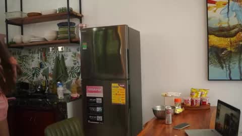 Sophie  Next stream  3 online show from April 20, 8:50 am