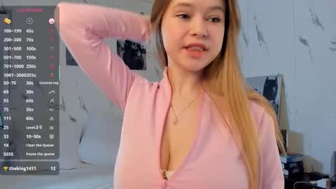 SophieRayne online show from February 14, 8:11 am