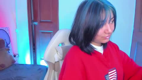   Sophie  online show from February 2, 7:01 pm