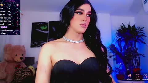 Sophie Sweet online show from September 13, 1:55 pm