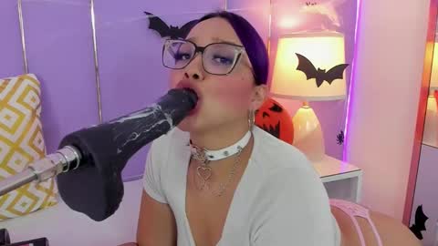 Snapshot of sophyruiz_ chatting on October 16, 11:55 am Sophy online show from October 16, 11:55 am