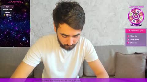 sophywhisper online show from March 10, 7:24 am