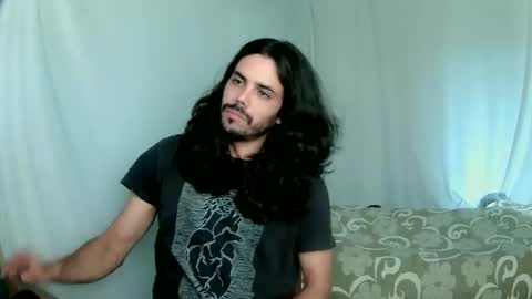 Snapshot of sordauq chatting on May 19, 2:23 pm Siemaco online show from May 19, 2:23 pm