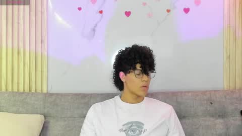 Snapshot of sorenandree chatting on March 11, 9:45 am sorenandree online show from March 11, 9:45 am