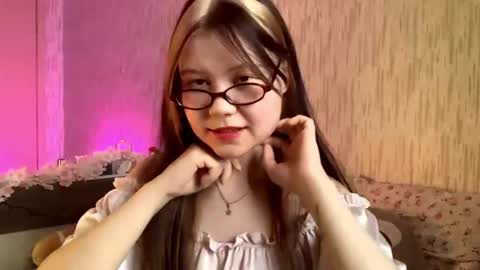 lily online show from December 22, 7:38 am