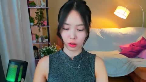 Snapshot of soulharmoonyy chatting on October 17, 7:27 pm soulharmoonyy online show from October 17, 7:27 pm