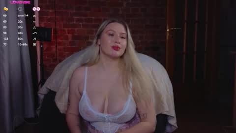 soulmeinme online show from November 1, 8:00 pm