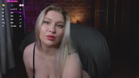 soulmeinme online show from November 14, 8:07 pm