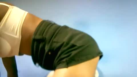 Snapshot of sourayaa chatting on February 10, 7:07 pm sourayaa online show from February 10, 7:07 pm