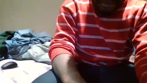 Snapshot of source1012 chatting on February 8, 7:49 pm source1012 online show from February 8, 7:49 pm