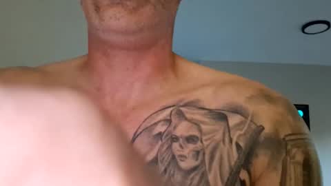 Snapshot of southboy2410 chatting on October 1, 4:57 pm southboy2410 online show from October 1, 4:57 pm