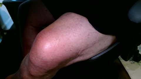 southernncguy7 online show from April 4, 11:13 pm