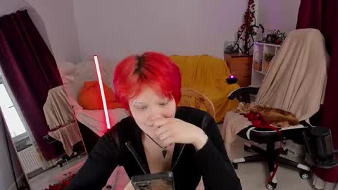 Leah online show from March 20, 4:01 pm