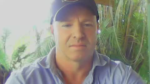 soveryhandsome online show from December 4, 7:17 am