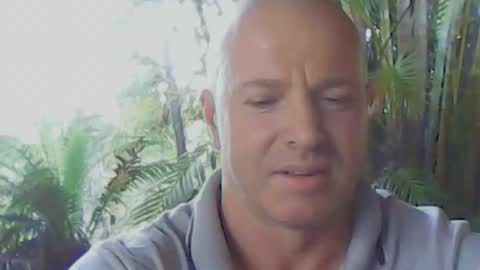 soveryhandsome online show from October 10, 7:29 am