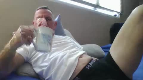 Snapshot of sox1957 chatting on February 10, 6:45 pm sox1957 online show from February 10, 6:45 pm