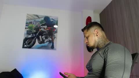 soy_apolo online show from November 12, 2:01 am