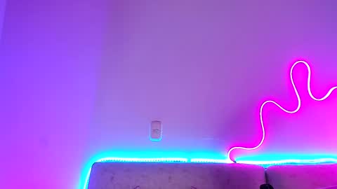 soy_camila_ online show from January 23, 7:32 am