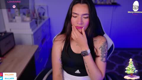 Luisa    online show from December 18, 11:22 pm