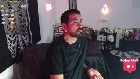 Snapshot of soyelcarlitos chatting on April 19, 6:02 am El Carlitos online show from April 19, 6:02 am