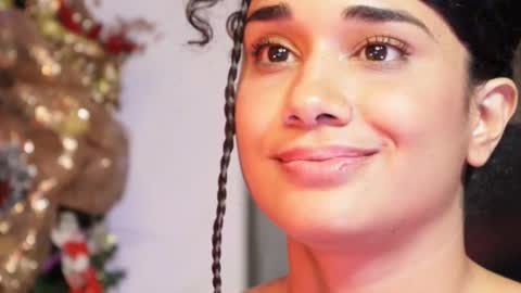 You want to talk to me more personal follow me in My Channel VIP  50 the discount       online show from December 25, 2:03 am