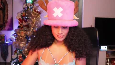 You want to talk to me more personal follow me in My Channel VIP  50 the discount       online show from December 27, 1:11 am