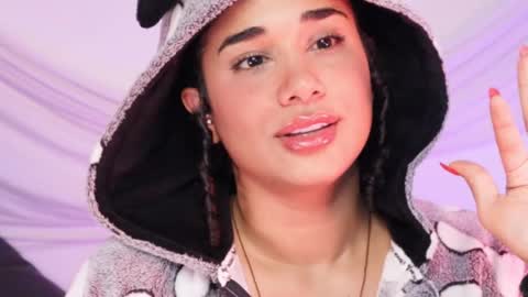 You want to talk to me more personal follow me in My Channel VIP  50 the discount       online show from March 7, 8:56 am