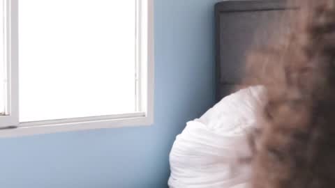 You want to talk to me more personal follow me in My Channel VIP  50 the discount       online show from April 28, 9:42 pm