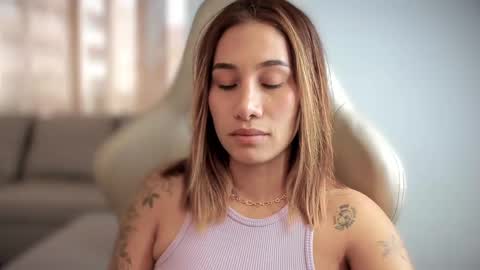 brisa  s online show from March 10, 7:50 pm