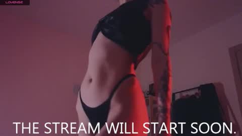 Snapshot of space_x_roxy chatting on September 21, 6:09 pm Roxy online show from September 21, 6:09 pm