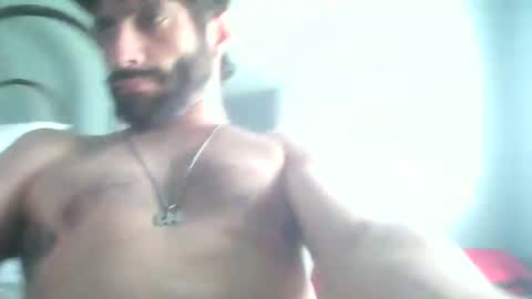 Snapshot of spacecase843 chatting on March 5, 10:10 pm TrndSettrz online show from March 5, 10:10 pm