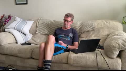 Snapshot of spaceman_fun chatting on May 21, 10:55 am spaceman_fun online show from May 21, 10:55 am