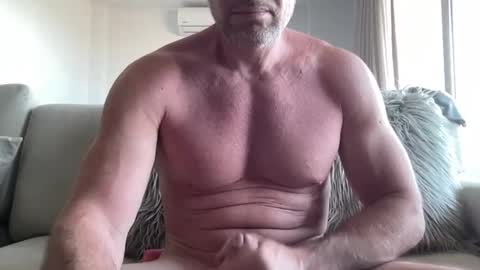 spaniardhot online show from October 11, 7:01 pm